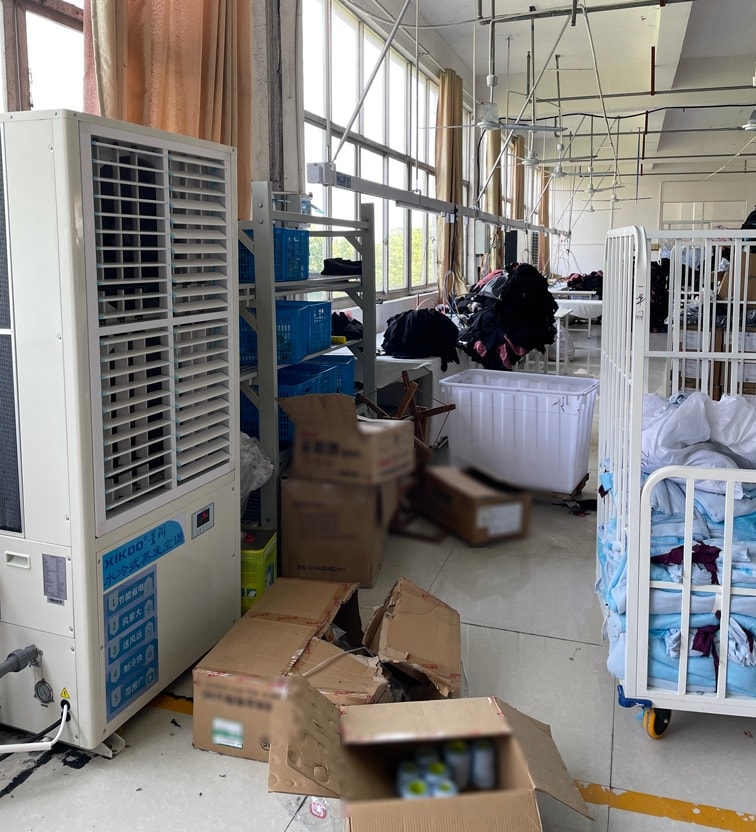 制衣廠整體降溫，應用星科蒸發(fā)冷省電空調-軸流立式（雙風口）